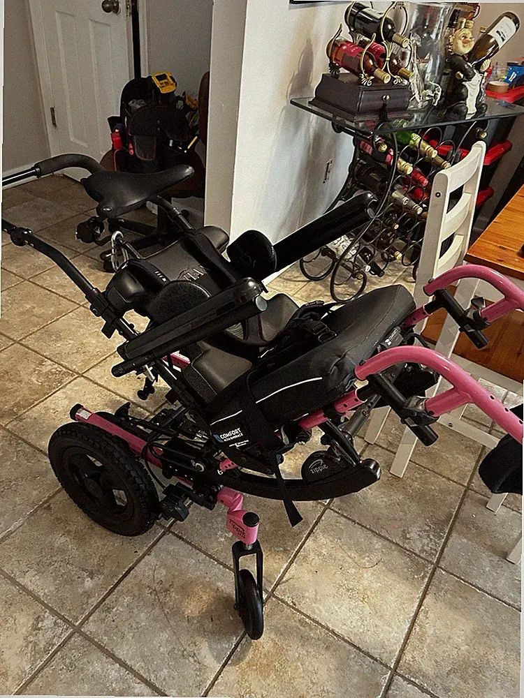 Quickie IRIS Zippie 14”x15” Recline Tilt In Space Wheelchair With Headrest+